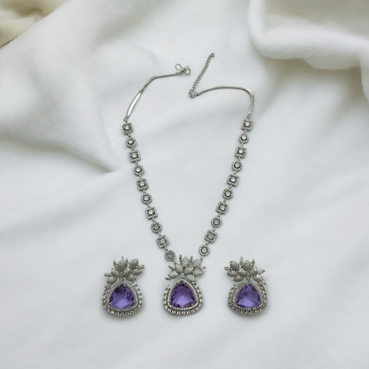 LILAC SPARKLE NECKLACE AND EARRINGS SET