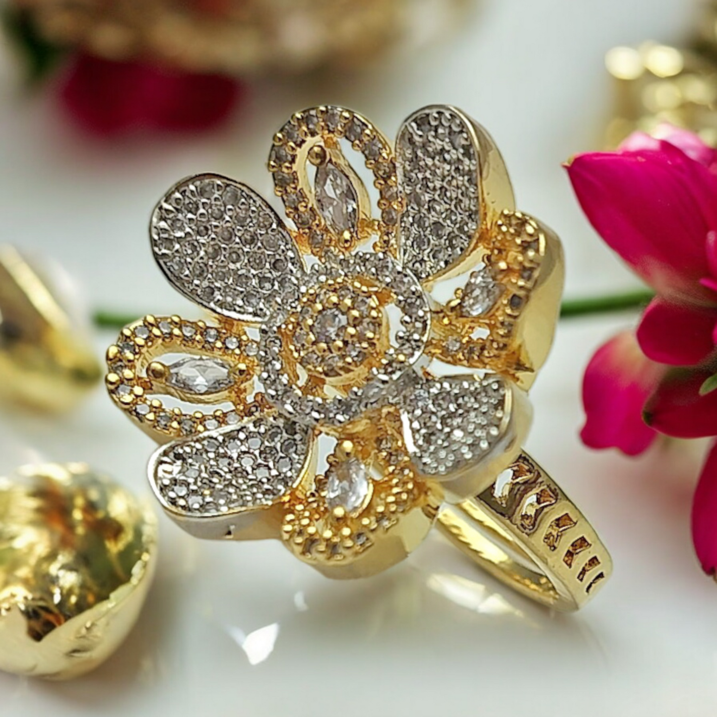 RADIANT BLOOM ZIRCONIA GOD ADJUSTABLE RING