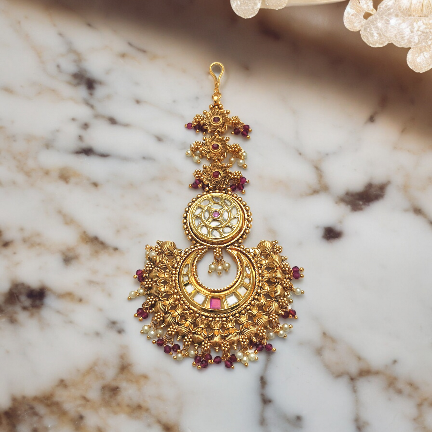 HIRANMANDI KUNDAN MANGTIKA