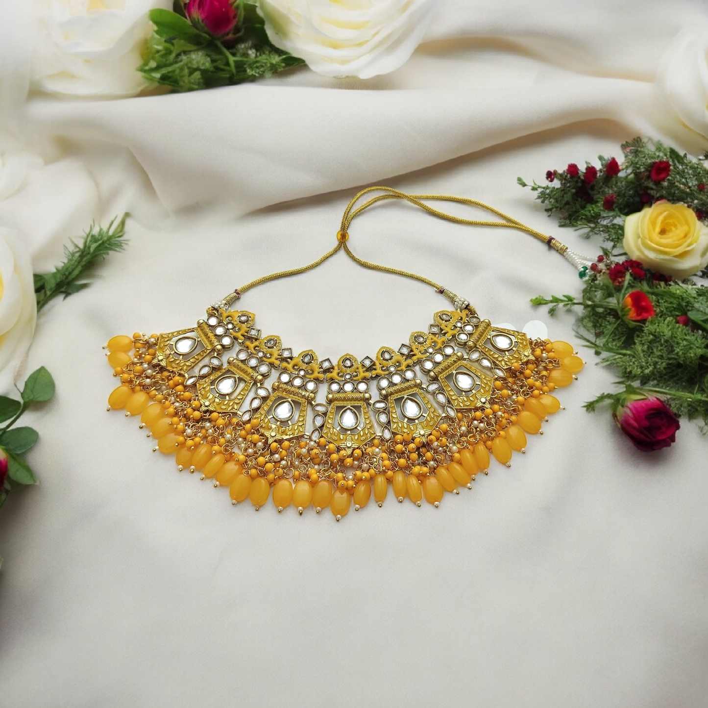 RADIANT YELLOW KUNDAN NECKLACE SET