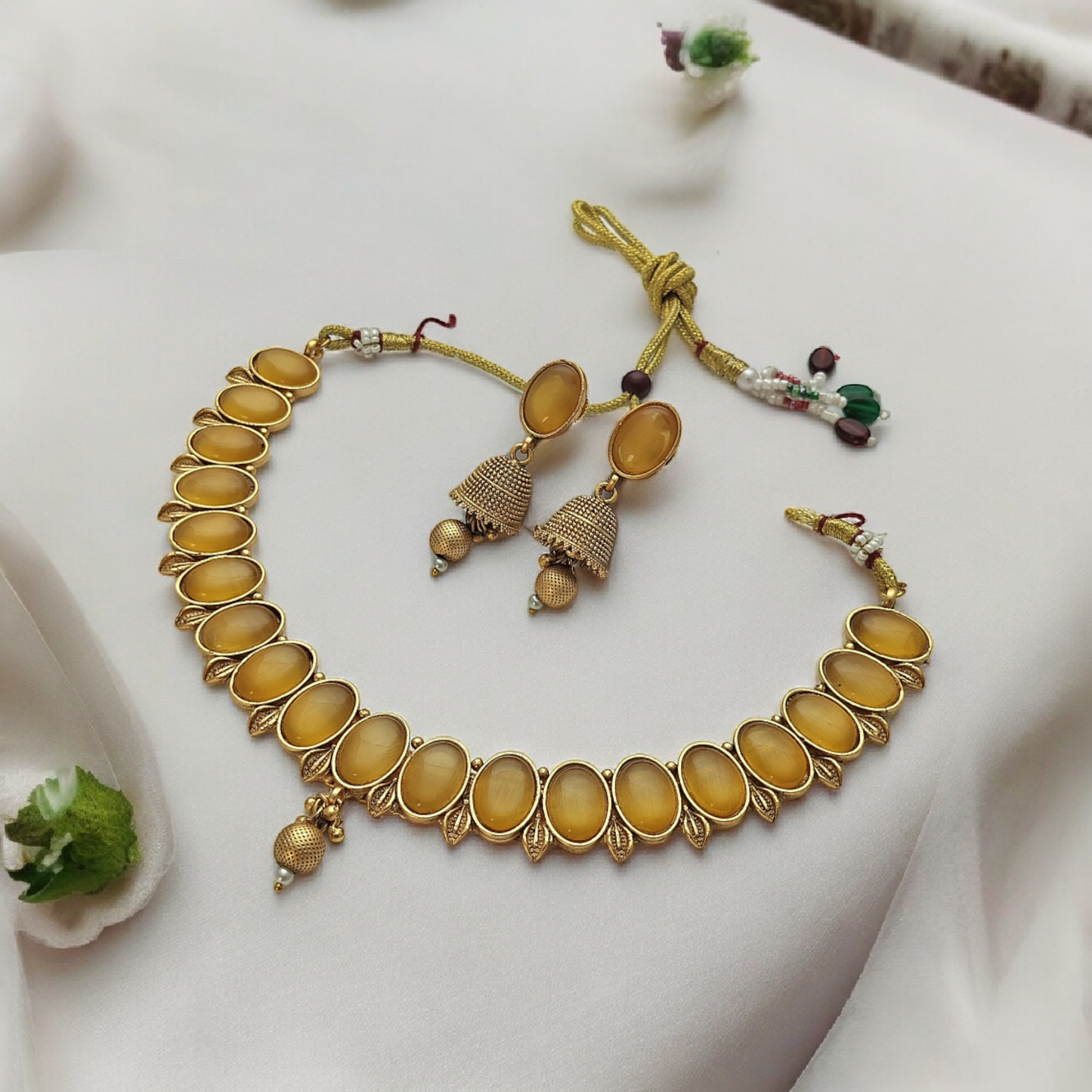 MONALISA GOLDEN NECKLACE SET