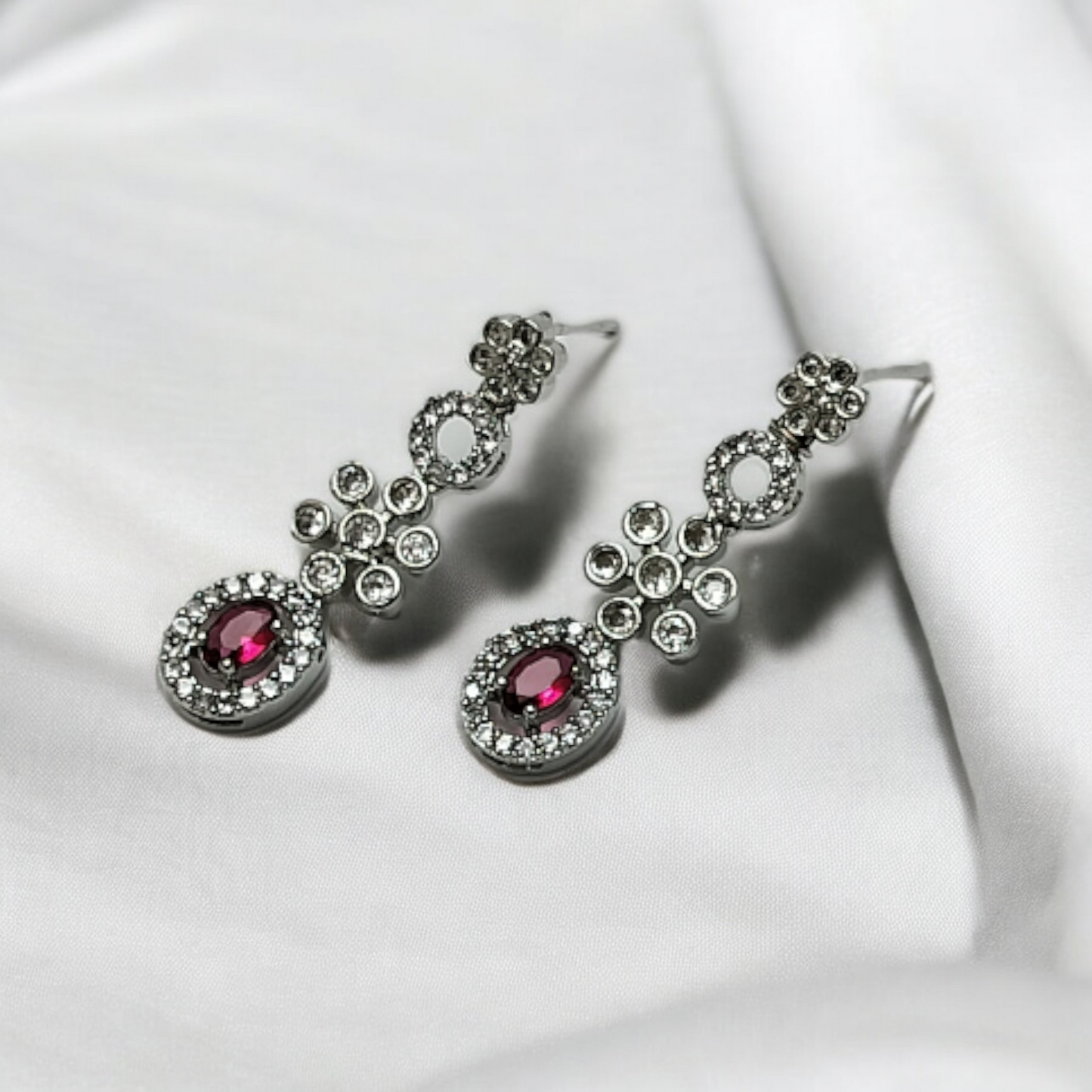 LARA AMERICAN DIAMOND NECKLACE
