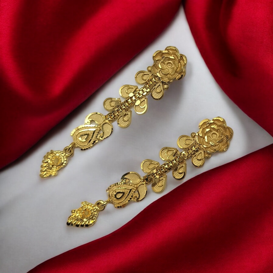 NIHARIKA FORMING EARRINGS