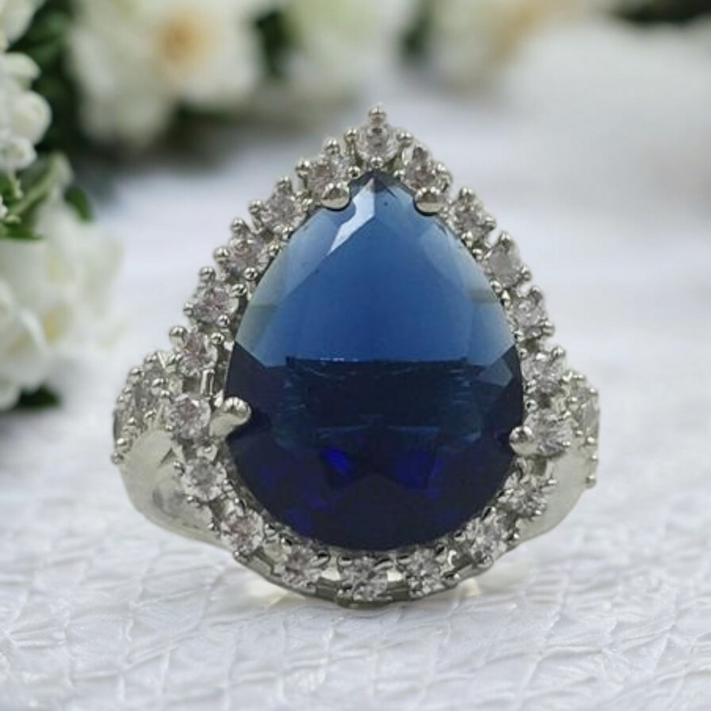 SELENE AD ADJUSTABLE RING