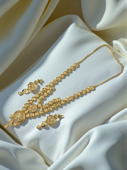LIRS FORMING NECKLACE SET
