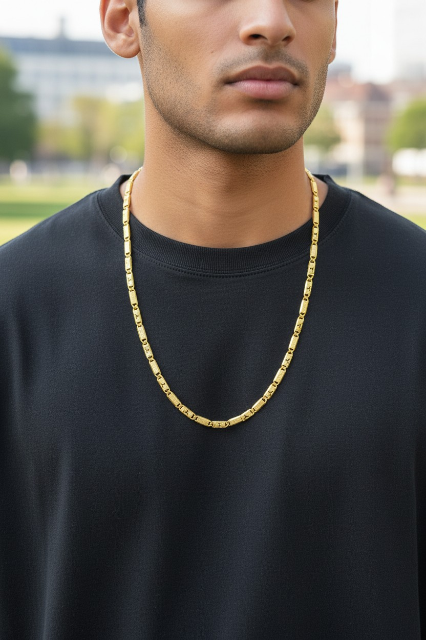 BOLD TEXTURE RECTANGULAR MEN’S GOLD CHAIN