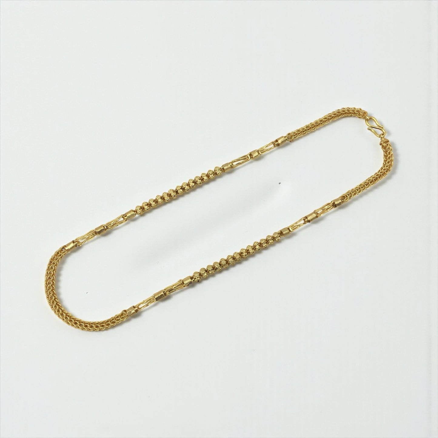 CLASSIC EMBLEM 24 INCH MEN'S CHAIN