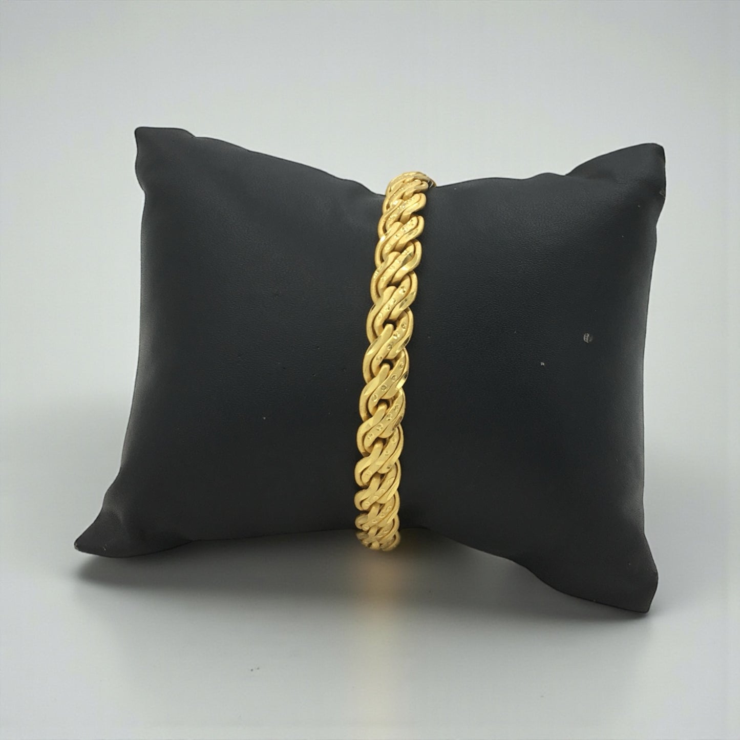 AURBRAID SIGNATURE BRACELET