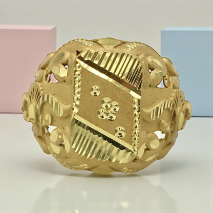 ROYAL INSIGNIA MEN'S RING