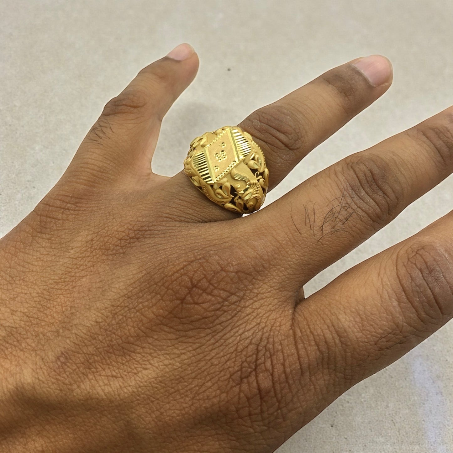 ROYAL INSIGNIA MEN'S RING