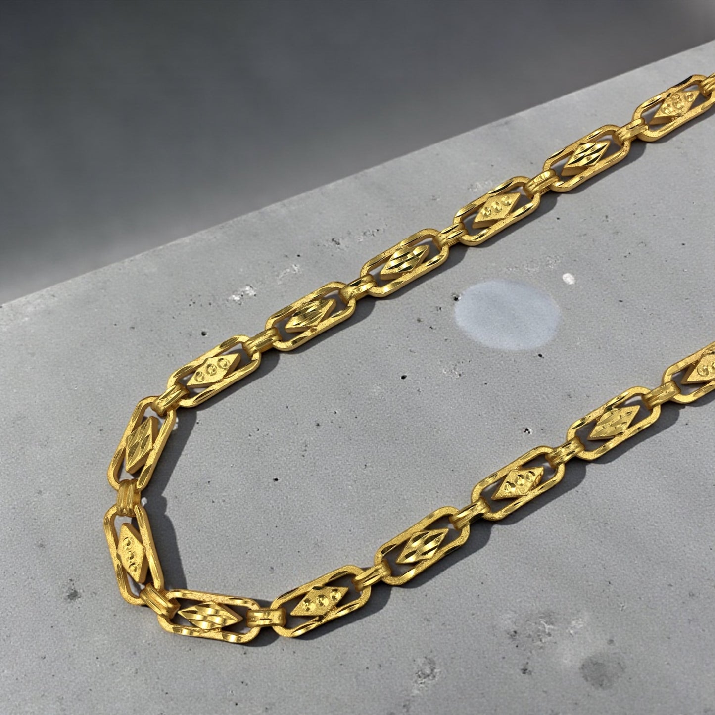 KING’S CREST GOLD 20 INCH MEN’S CHAIN