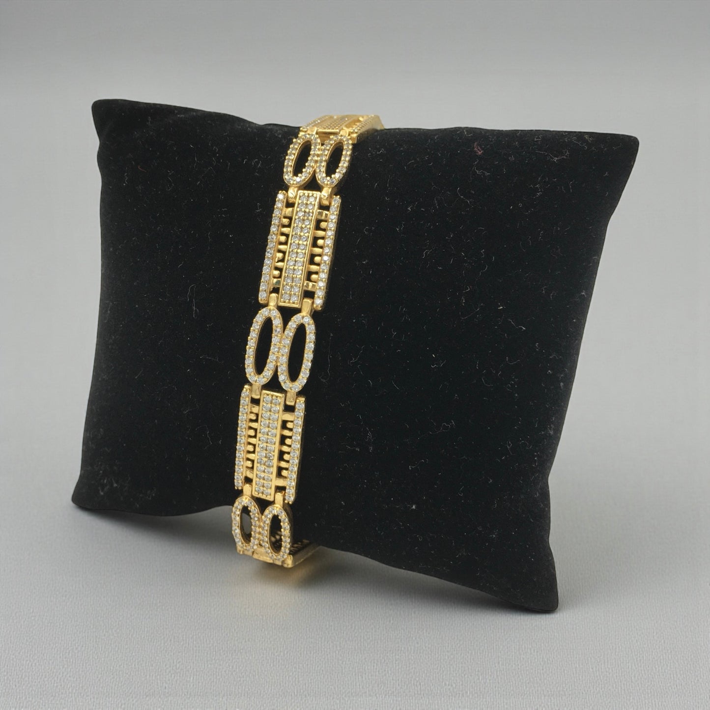 REGENT OVAL GOLD PLATED DIAMOND BRACELET FOR MEN - LUXURY STATEMENT LINK DESIGN