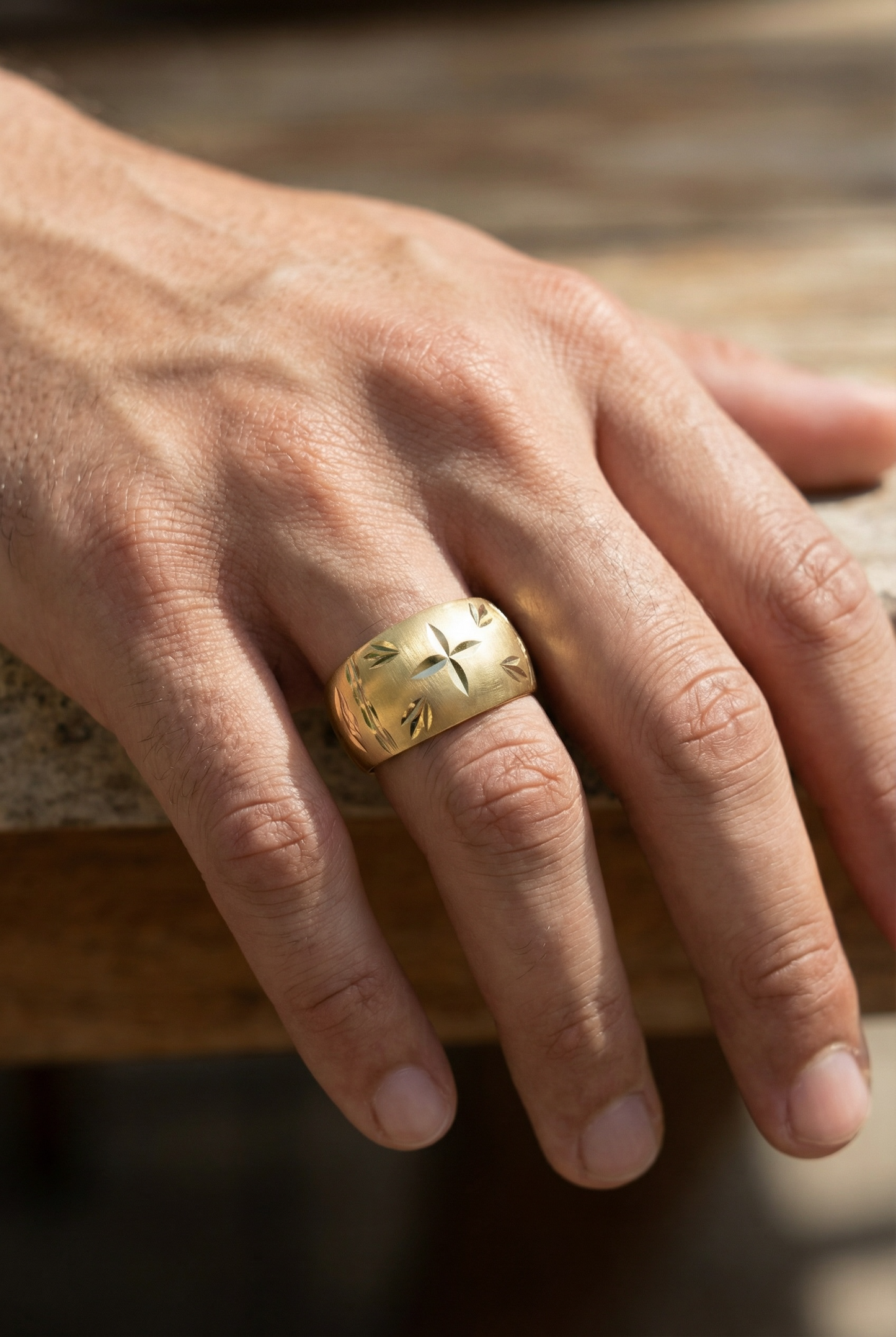 AURORA CREST MEN'S RING