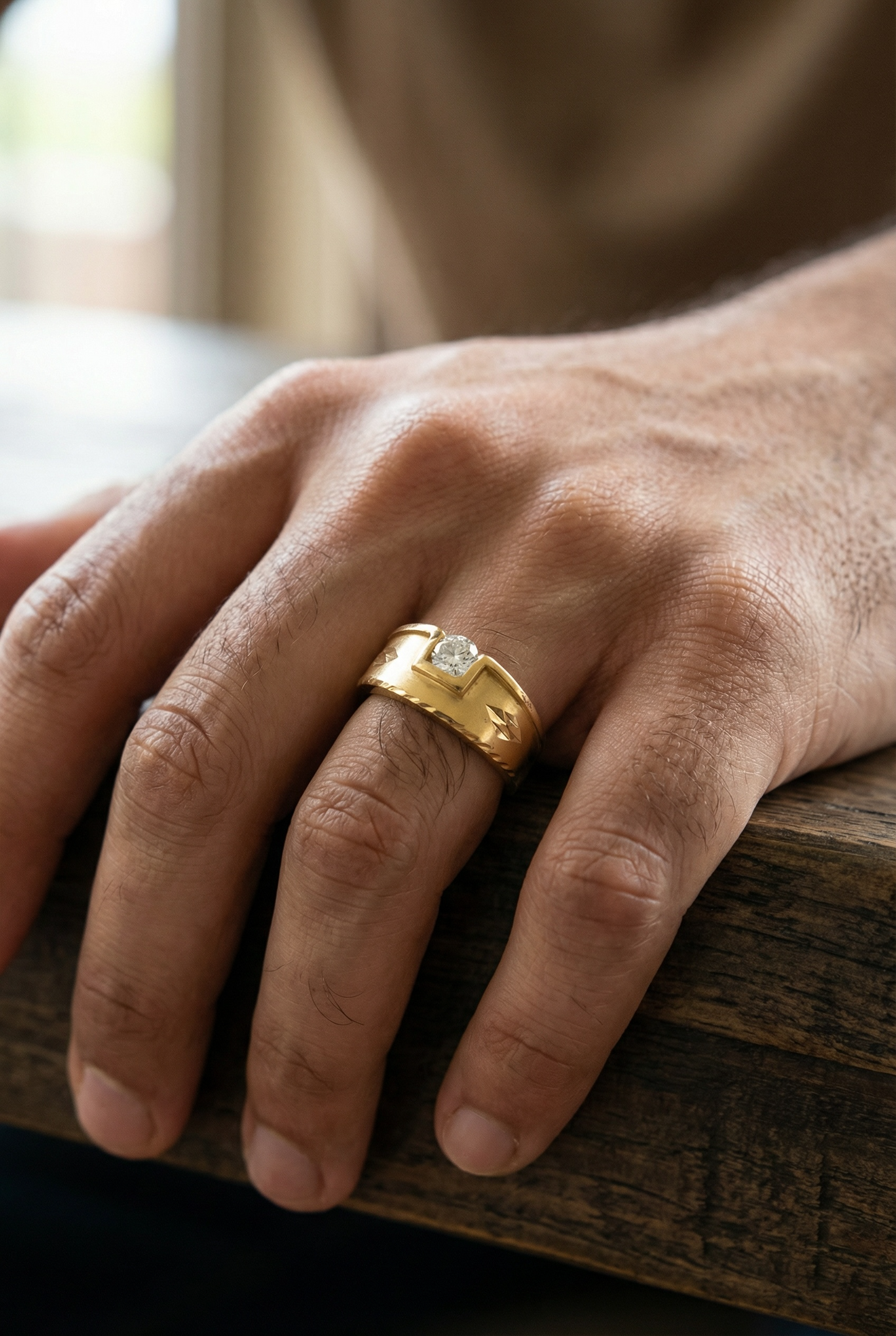 ROYAL CREST MEN'S RING