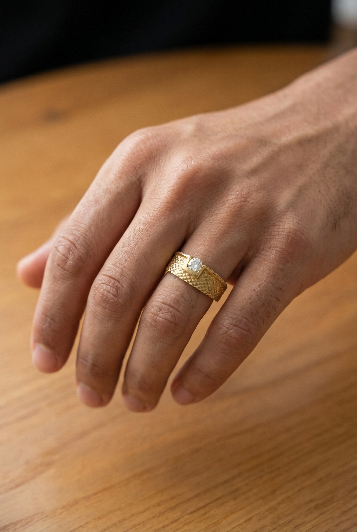 KNIGHT SHEILD MEN'S RING