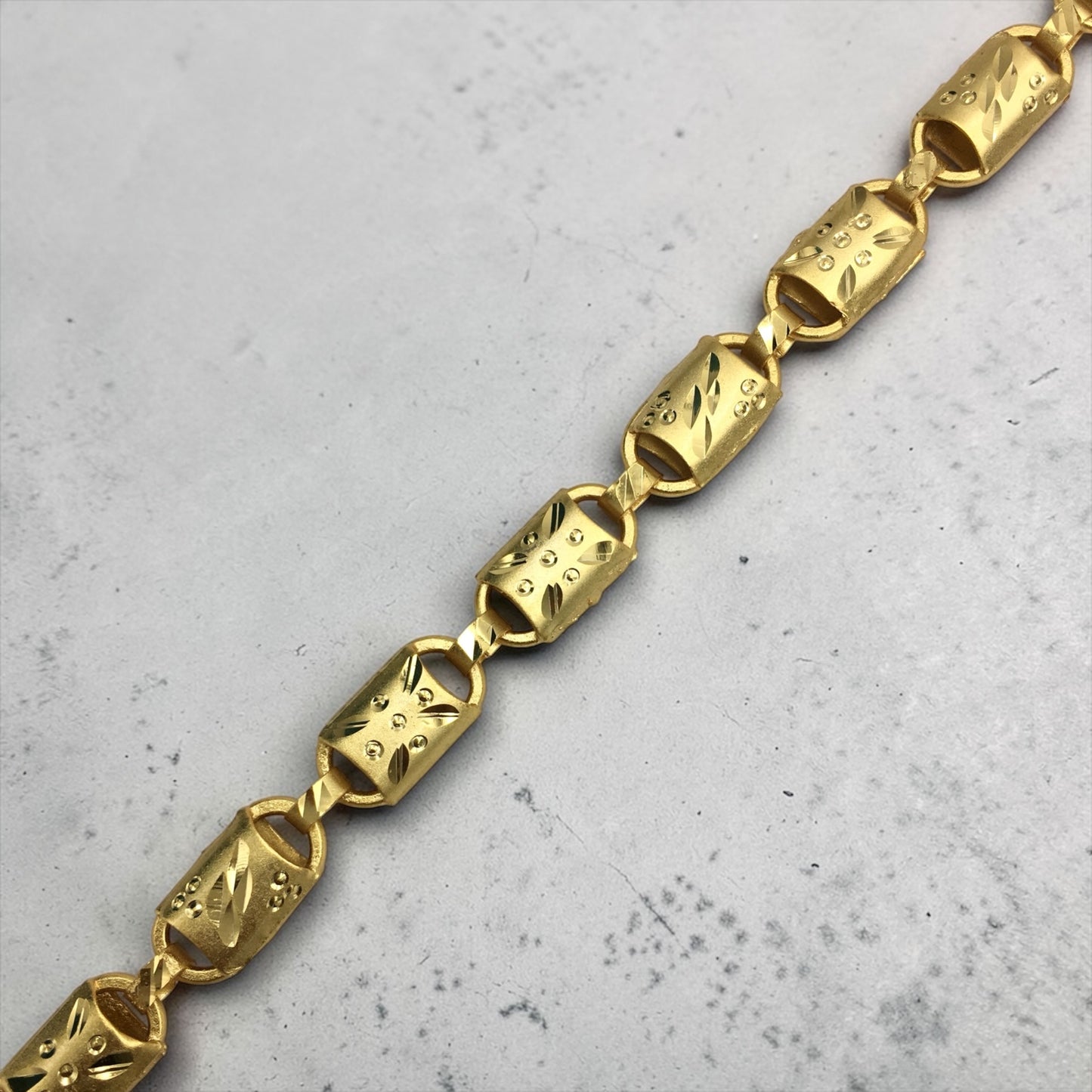 CLASSIC BLOCK LINK GOLD MEN'S BRACELET