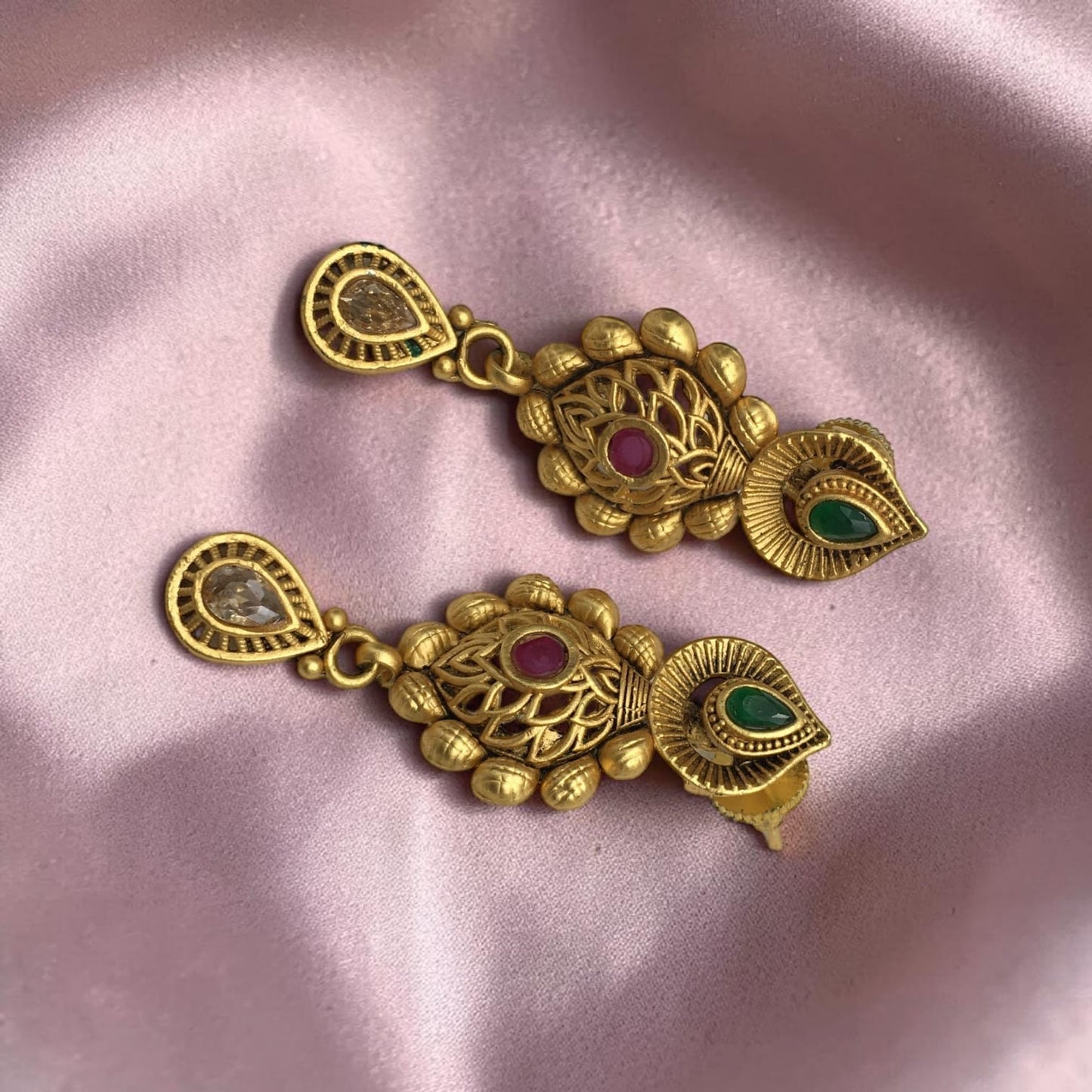 MINIMAL RAJWADI CHOKER NECKLACE SET