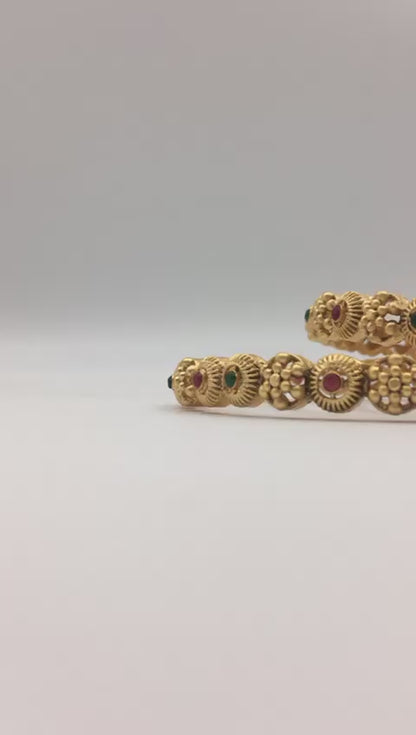 DIYA RAJWADI BRASS BANGLES