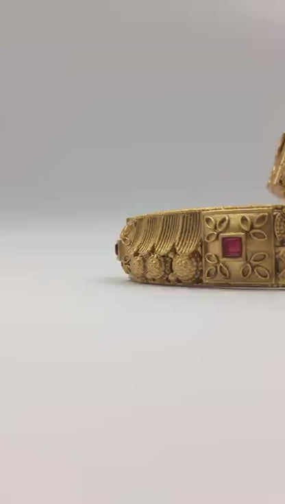 ZARIAH RAJWADI BRASS BANGLES