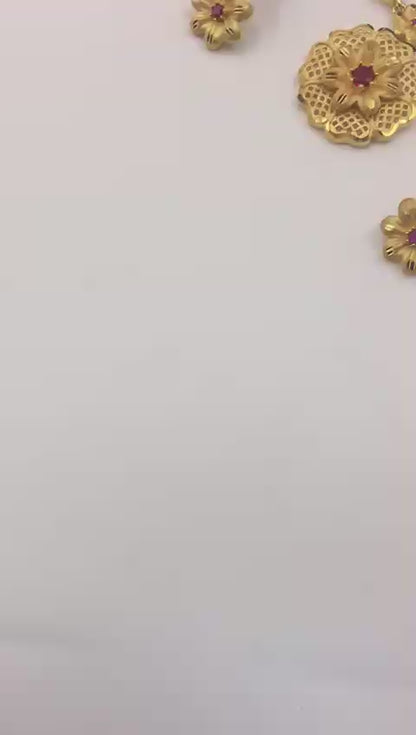 CELESTA FORMING NECKLACE SET