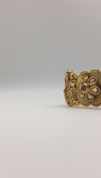 YASHASVI RAJWADI BRASS BANGLES
